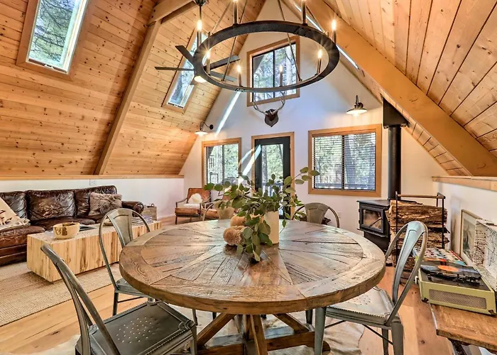 Holiday home Deck & Forest Views: A-frame